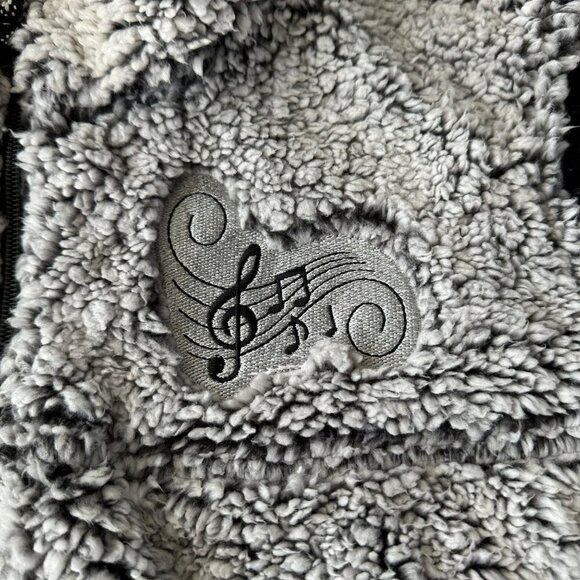 Catalog Favorites Gray sherpa teddy bear vest music note embroidered women's 1x - Picture 6 of 7